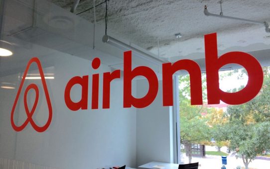Malgré un développement incroyable au niveau mondial, impacts locaux plus que mitigés pour les 10 ans de Airbnb